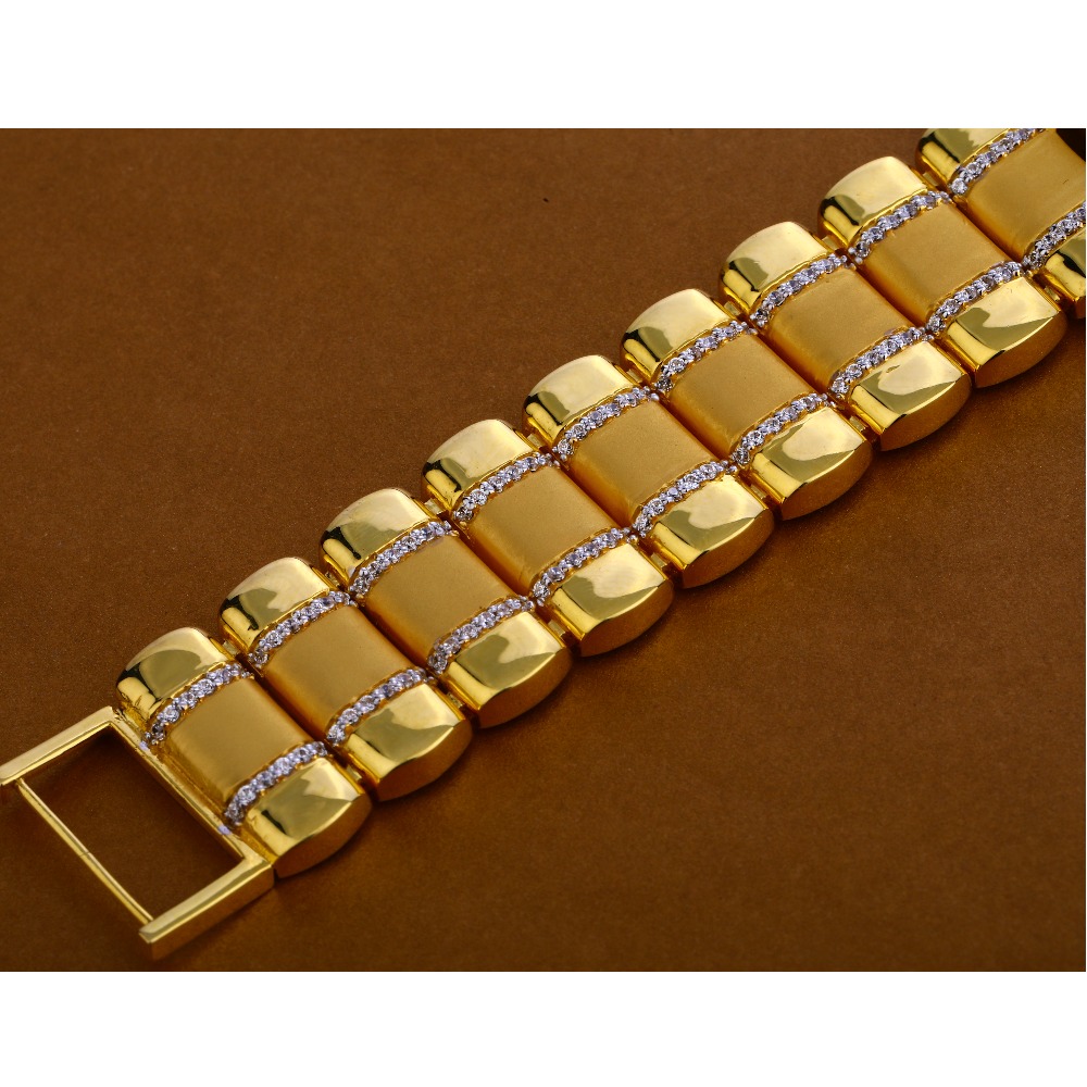 916 Gold Hallmark Gorgeous Gentlemen's Watch MW32 - Image 2