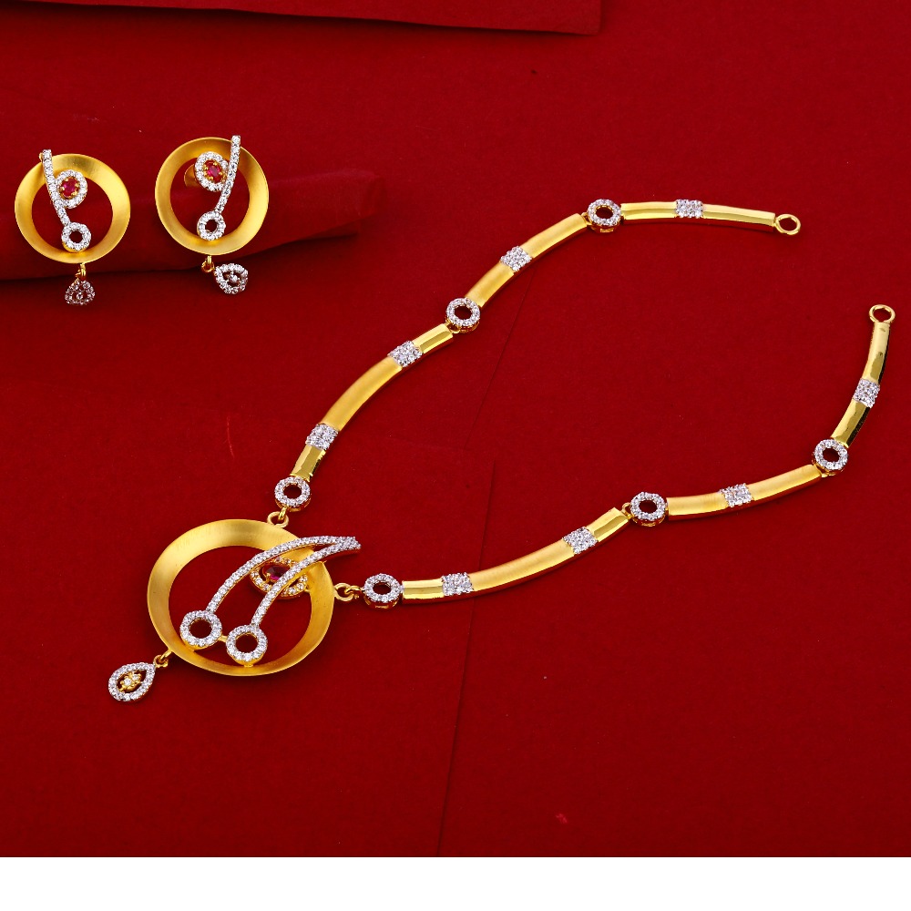 916 Gold Hallmark stylish Women's Necklace Set LN227