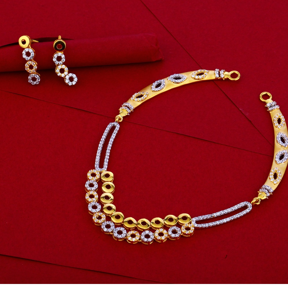22KT Cz Ladies Gold Delicate Necklace Set LN59