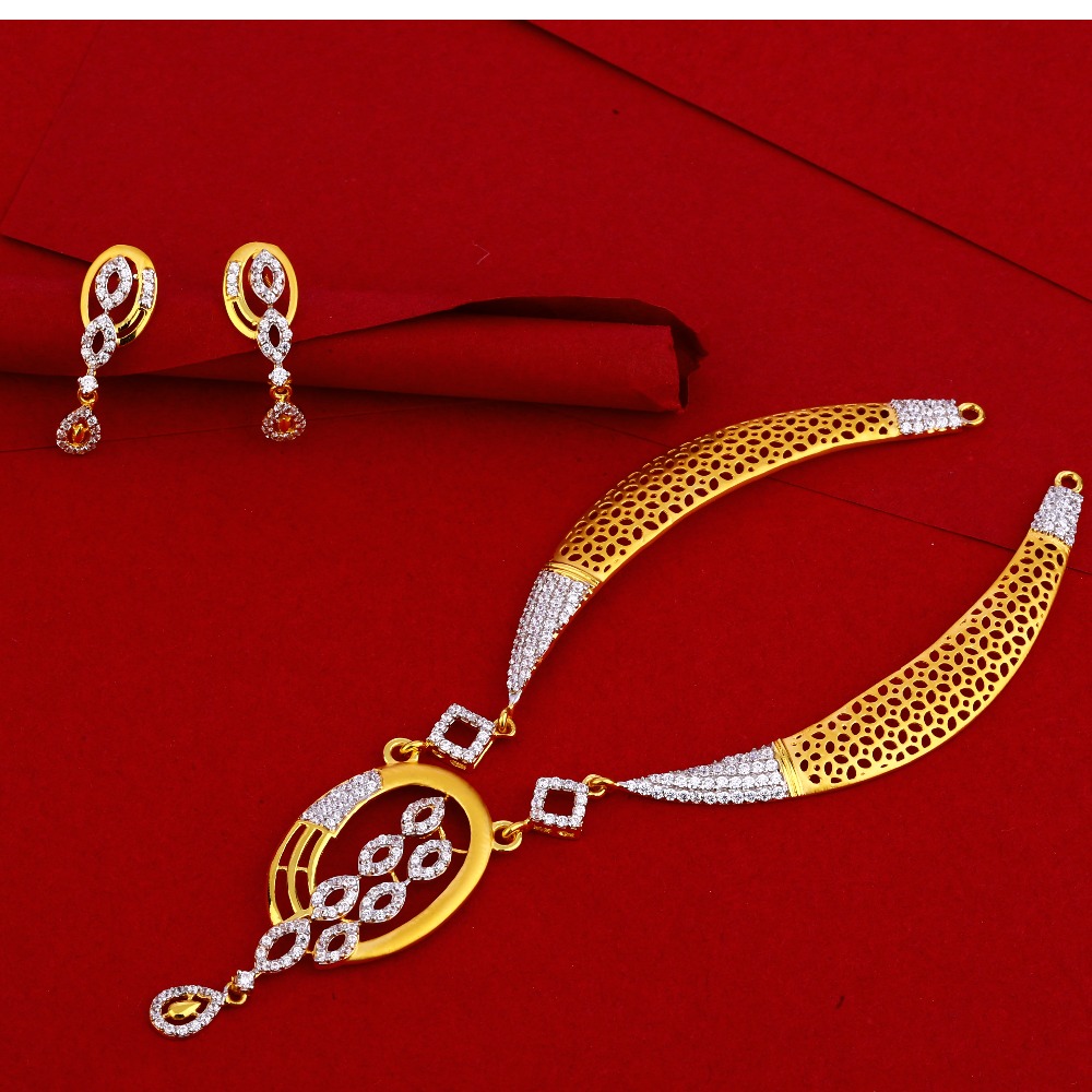 22KT Gold  Designer Women's Necklace Set LN114