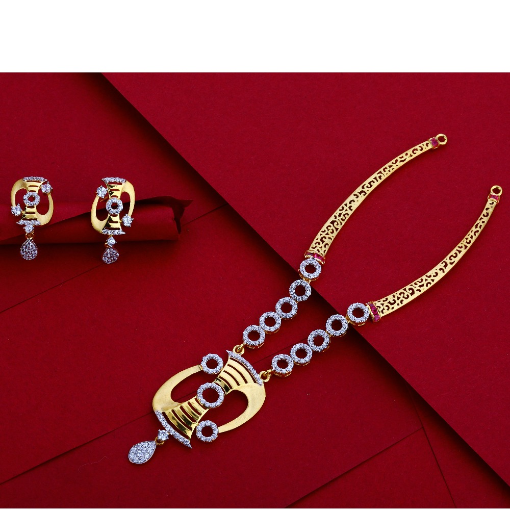 916 CZ Gold Women's Fancy Necklace Set LN17
