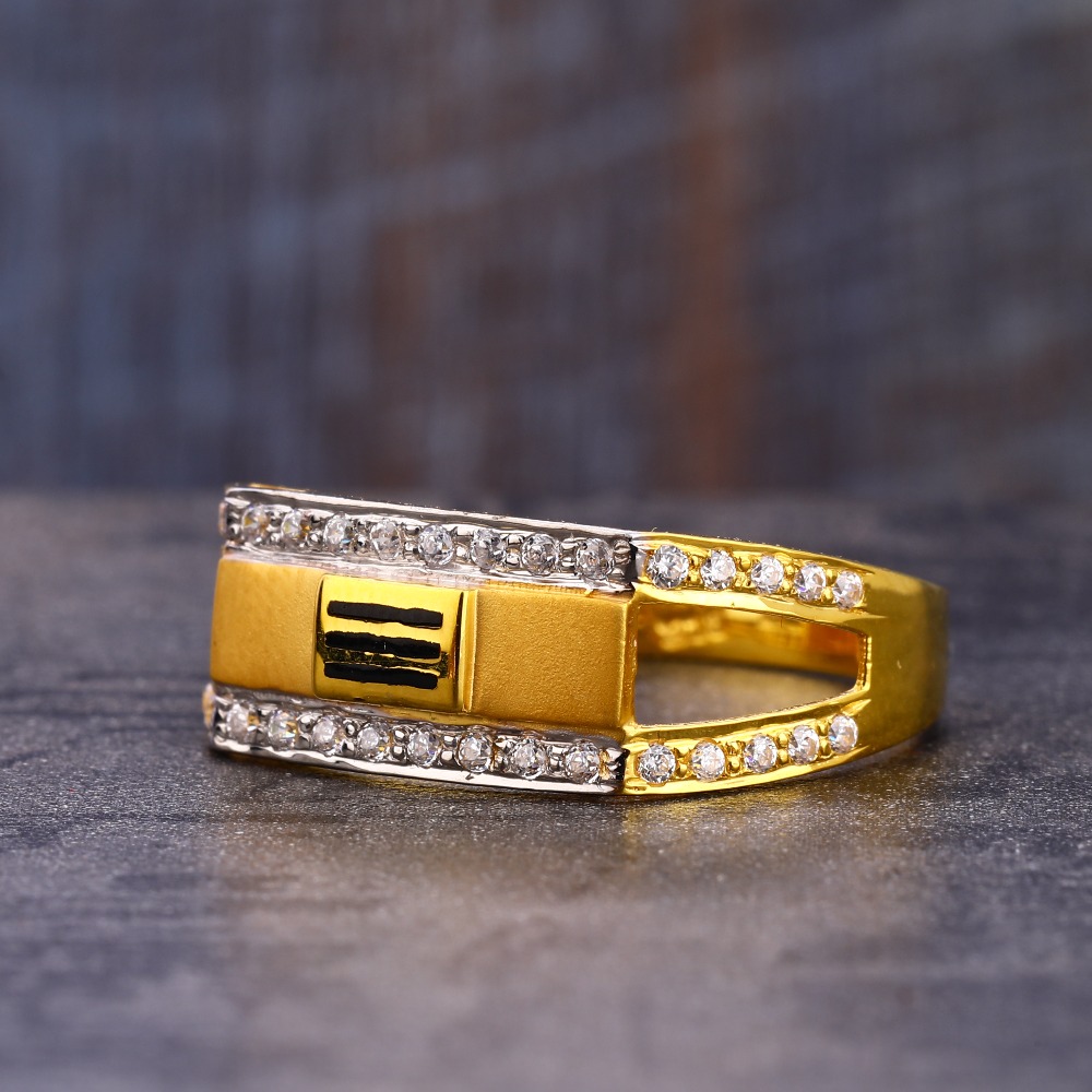 916 Gold  Fancy CZ Gentlemen's Ring MR749