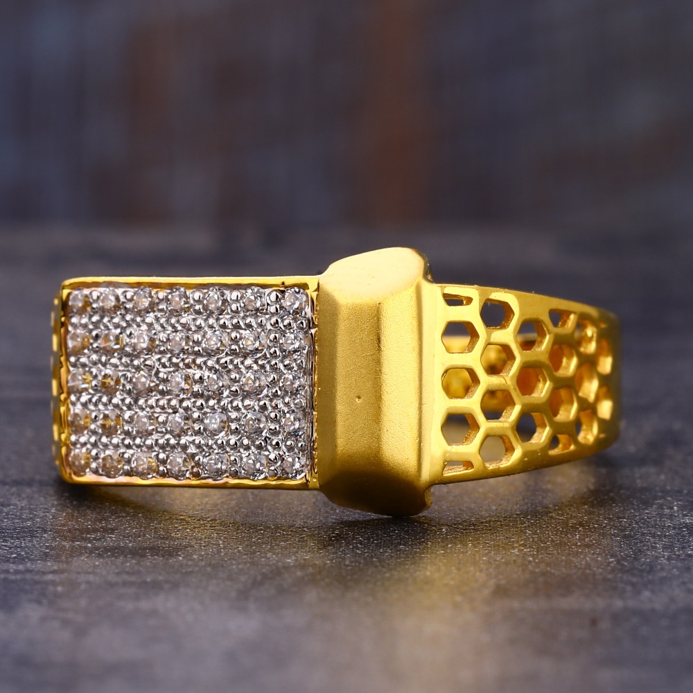 916 Gold  exclusive CZ Gentlemen's Ring MR748