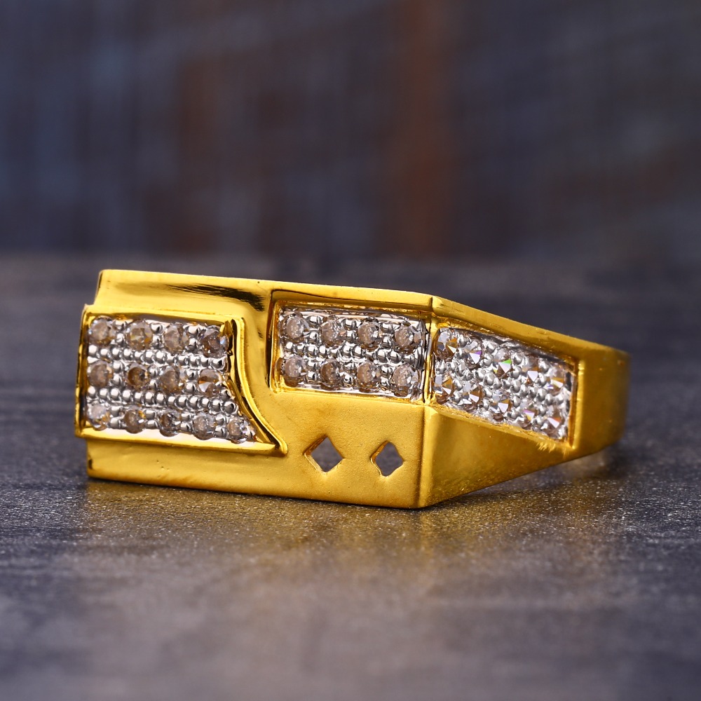 22CT CZ Gold  Fancy Hallmark Gentlemen's Ring MR822