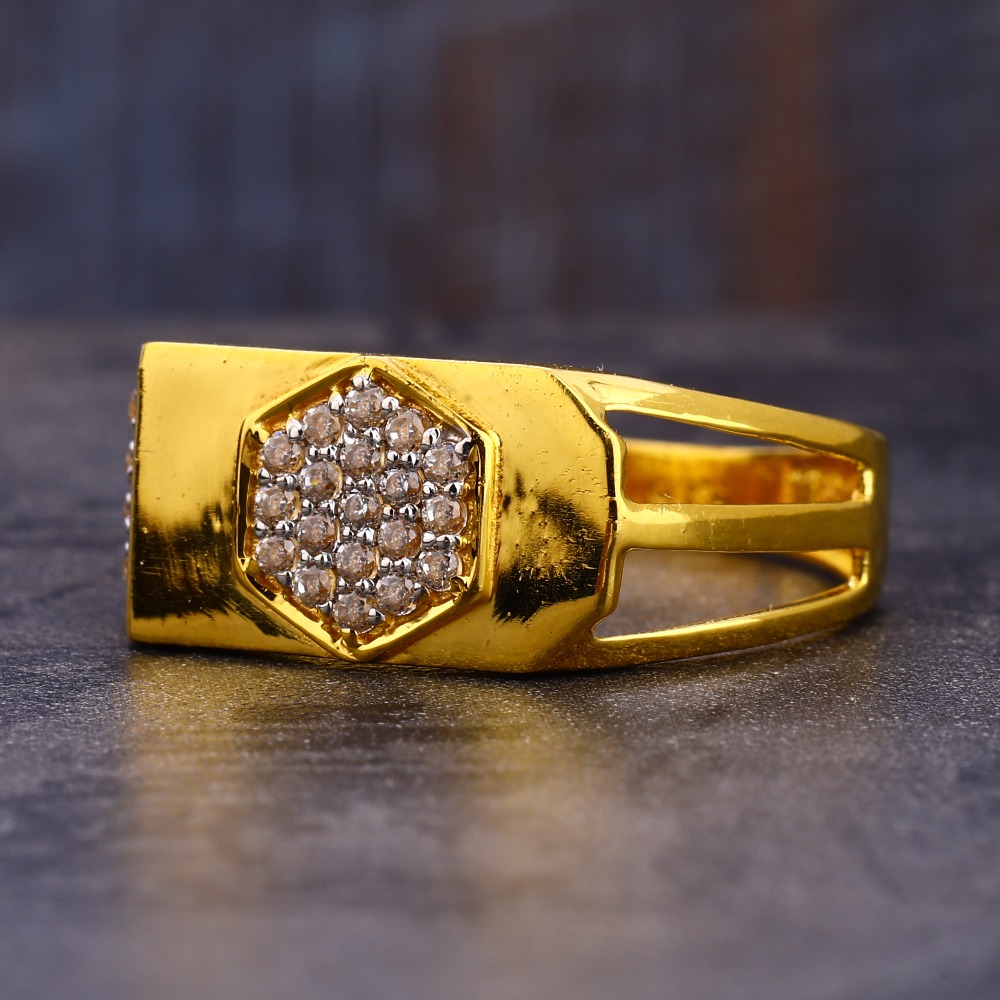 916 Gold CZ Men's  Classic Ring MR771