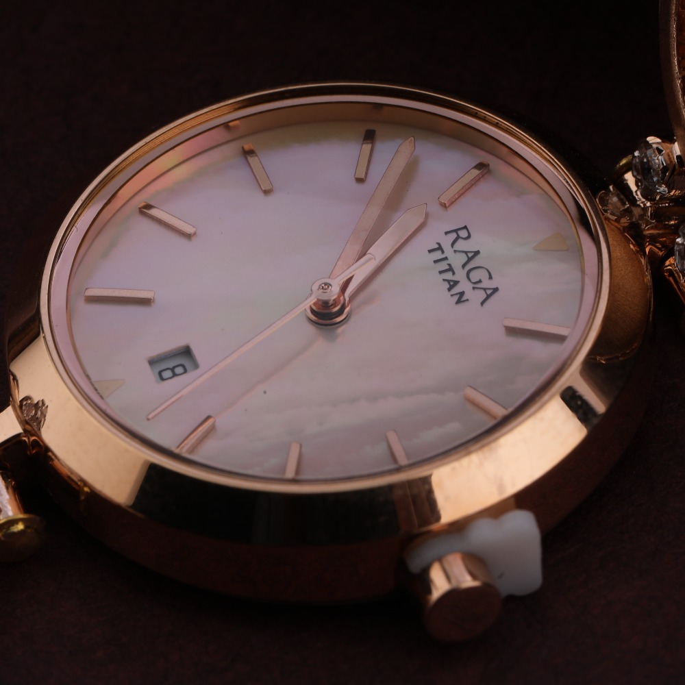 750 Rose Gold Gorgeous CZ Ladies Watch RLW298 - Image 2