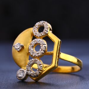 916 Gold Hallmark Classic Women's Ring LR645