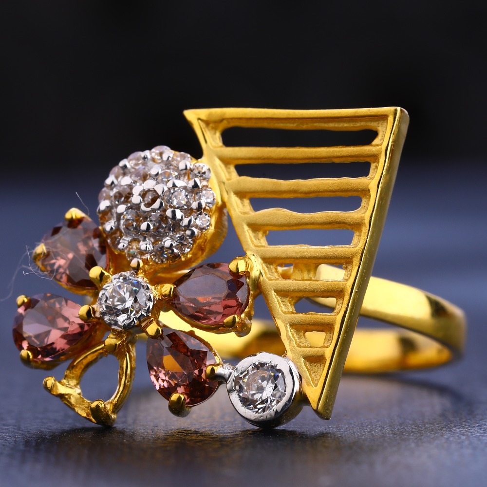 22CT Gold Designer Ladies Ring LR622