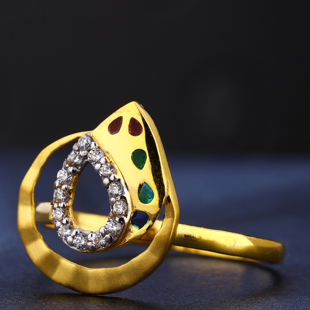 916 Gold Ladies Hallmark Ring LR724