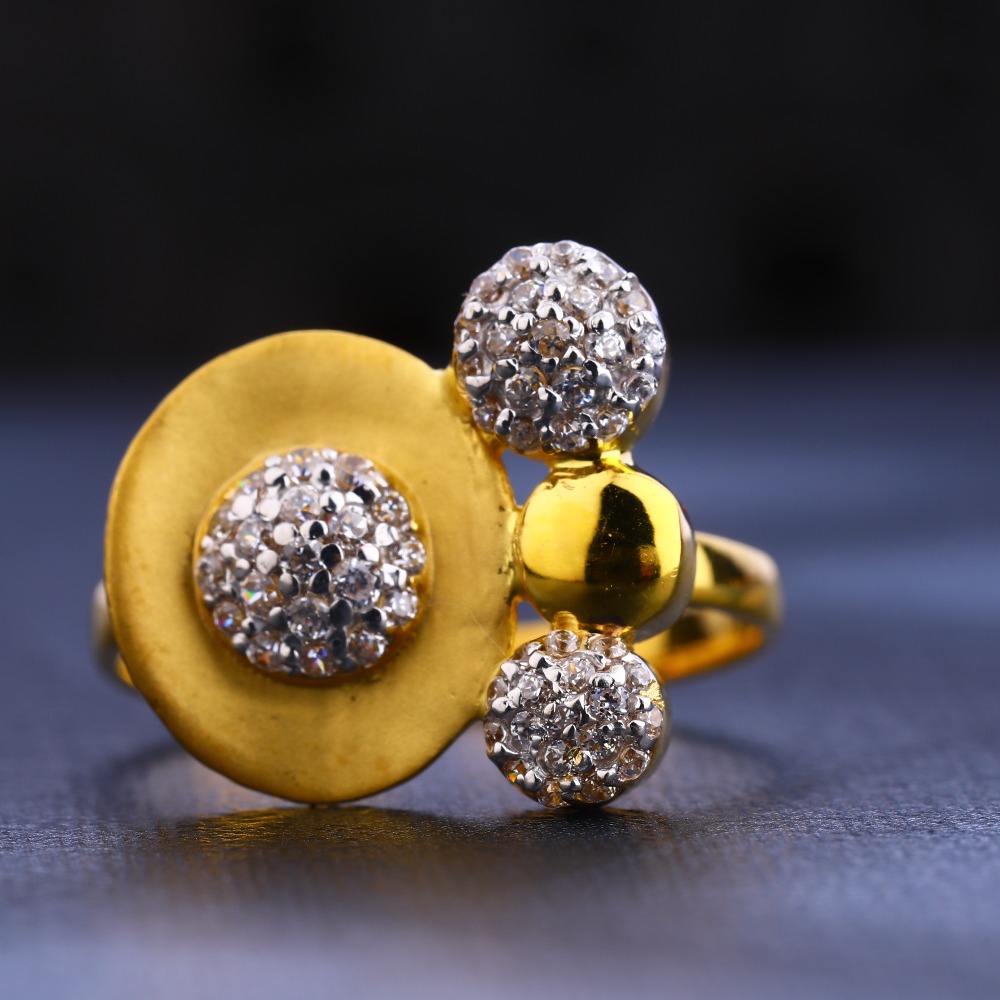 22CT Gold CZ Ladies Ring LR684