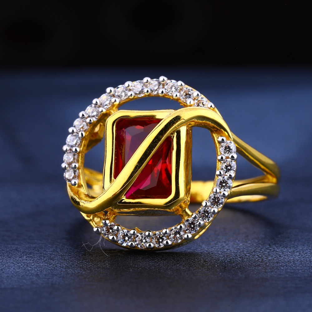 22KT Gold Hallmark Fancy Ladies Ring LR563