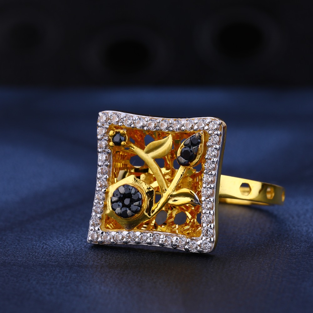 22kt cz diamond  stylish gold ladies ring lr537
