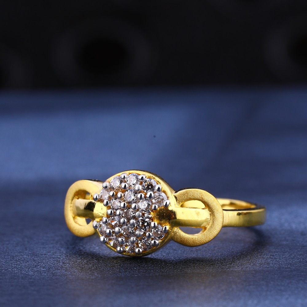 22kt gold  cz diamond gorgeous ladies  ring lr596