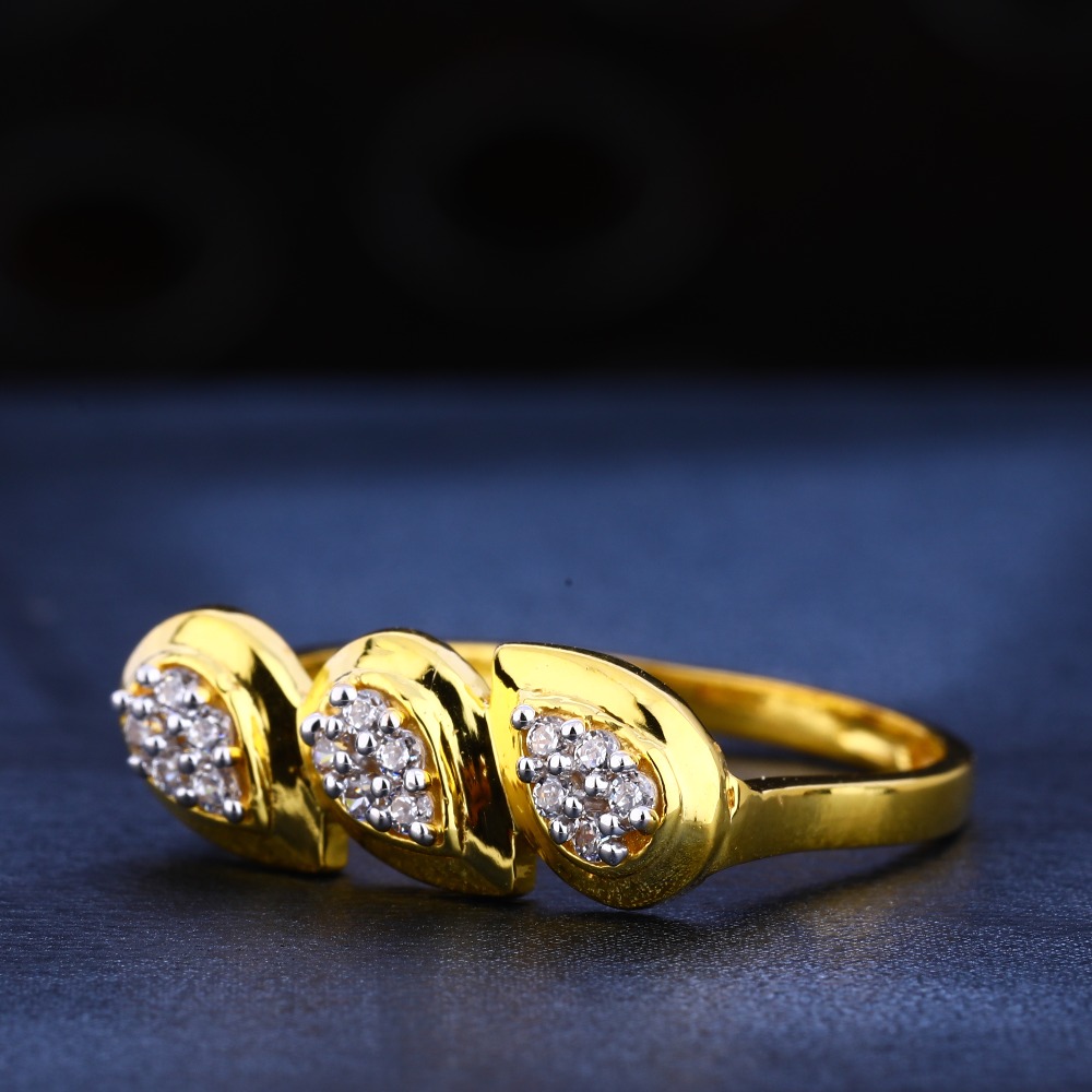 916 gold cz  exclusive ladies ring lr578