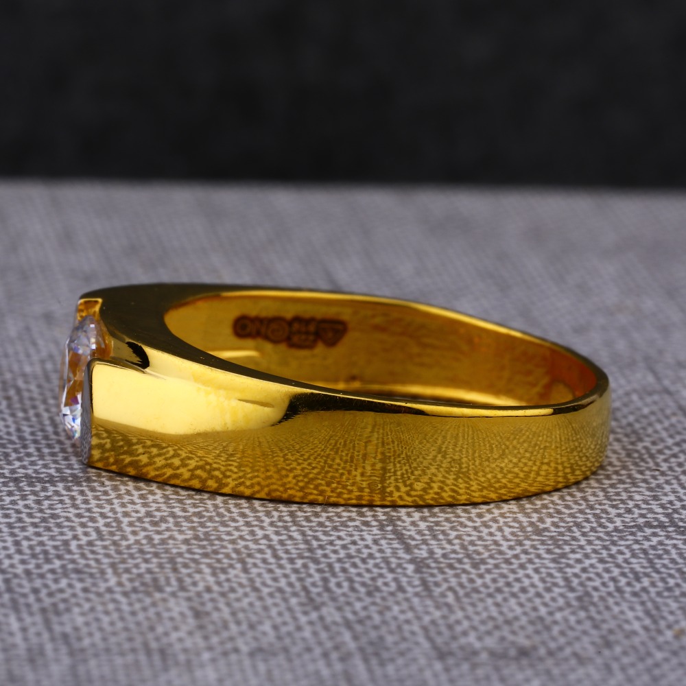 916 Gold Men's Fancy Single Stone Ring MSR76 - Image 2