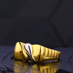 22kt gold hallmark  Fancy gentlemen's plain ring MR745