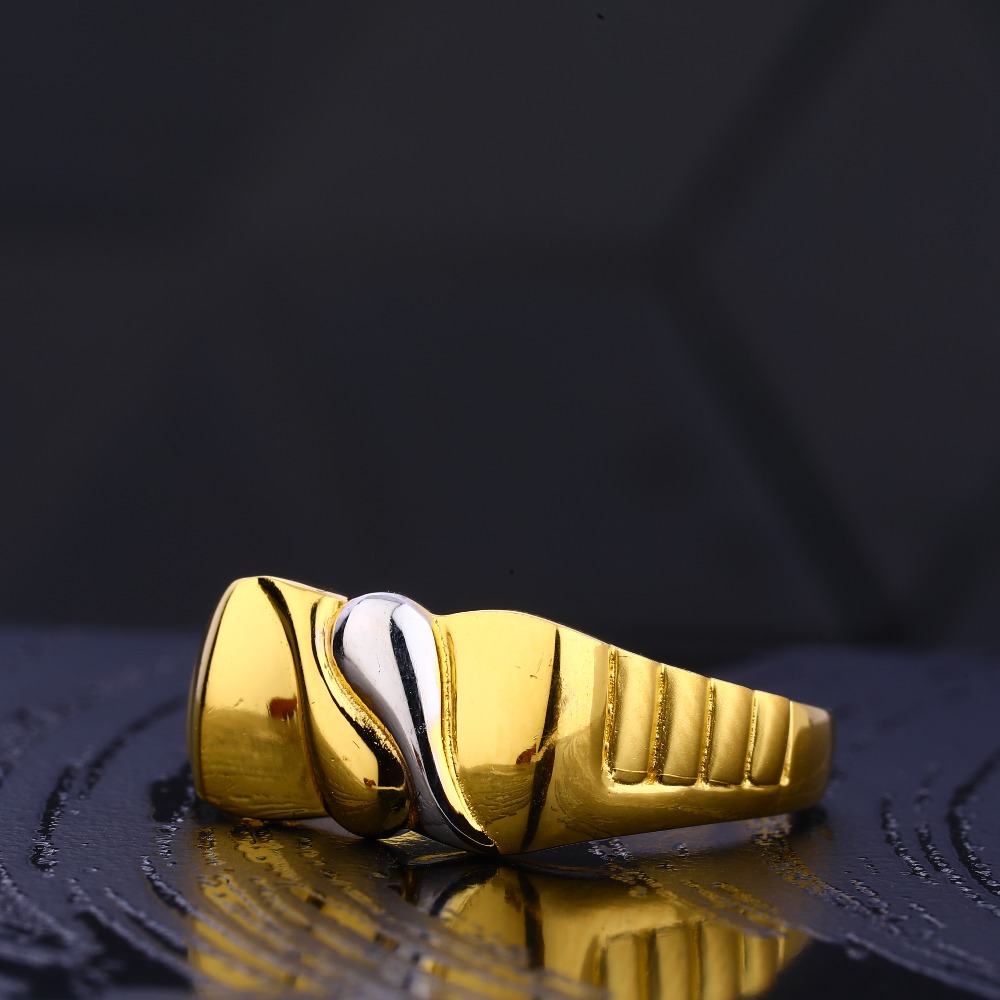 22kt gold hallmark  Fancy gentlemen's plain ring MR745