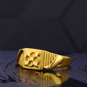 22kt gold hallmark delicate gentlemen's plain ring  mr743