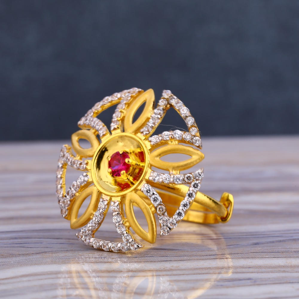 916 Gold Ladies Hallmark Exclusive Long Ring LLR232