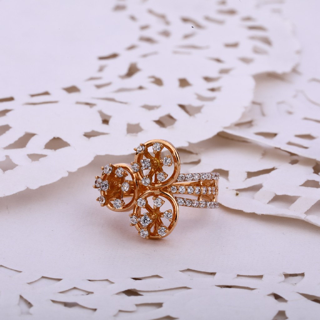 18KT Rose Gold Exclusive Diamond Ladies ring RLR540
