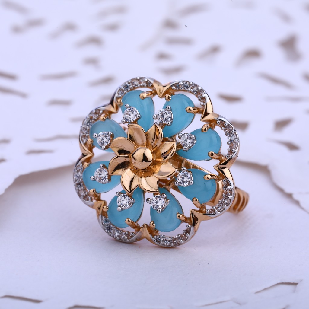 18kt CZ Rose Gold Designer Women's Ring RLR506