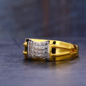 22CT Cz Gold Hallmark Stylish men's Ring MR668