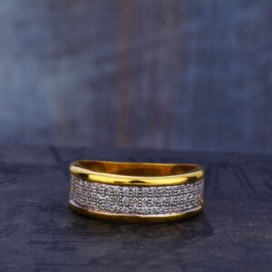 916 CZ Gold Stylish Gentlemen's Ring MR687