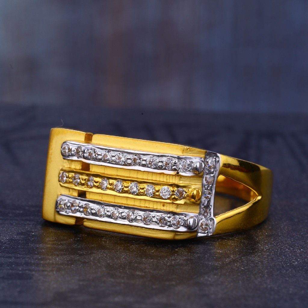 916 CZ Gold Designer Gentlemen's Ring MR690