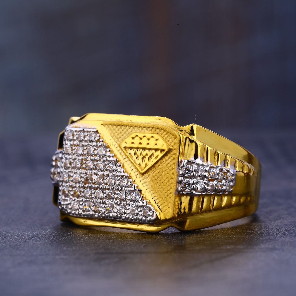 916 Gold Cz Classic Hallmark Mens Ring MR656 - Image 3