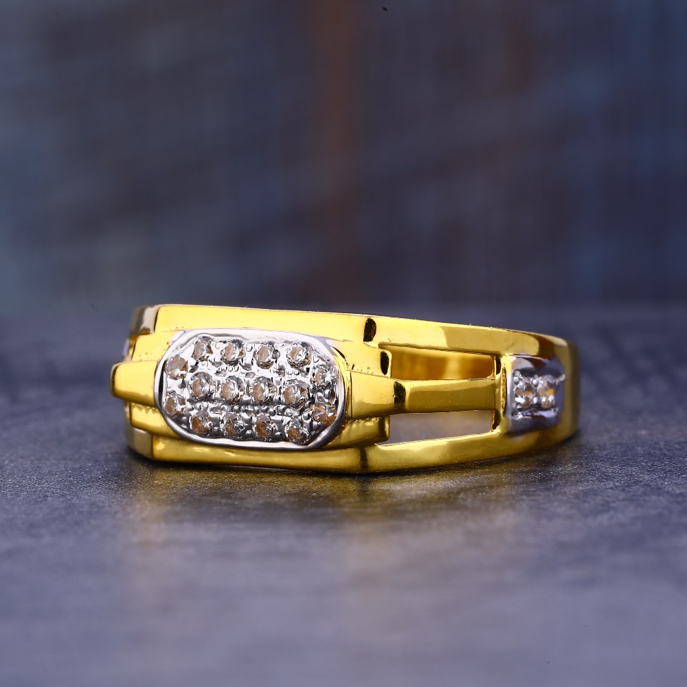 916  Gold Cz Diamond Classic Hallmark Men's Ring MR654
