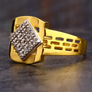 916 CZ  Gold Men's Fancy Ring MR588