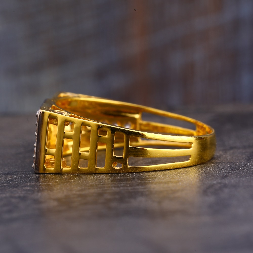 22CT CZ Gold Hallmark designer Gentlemen's Ring MR576 - Image 2