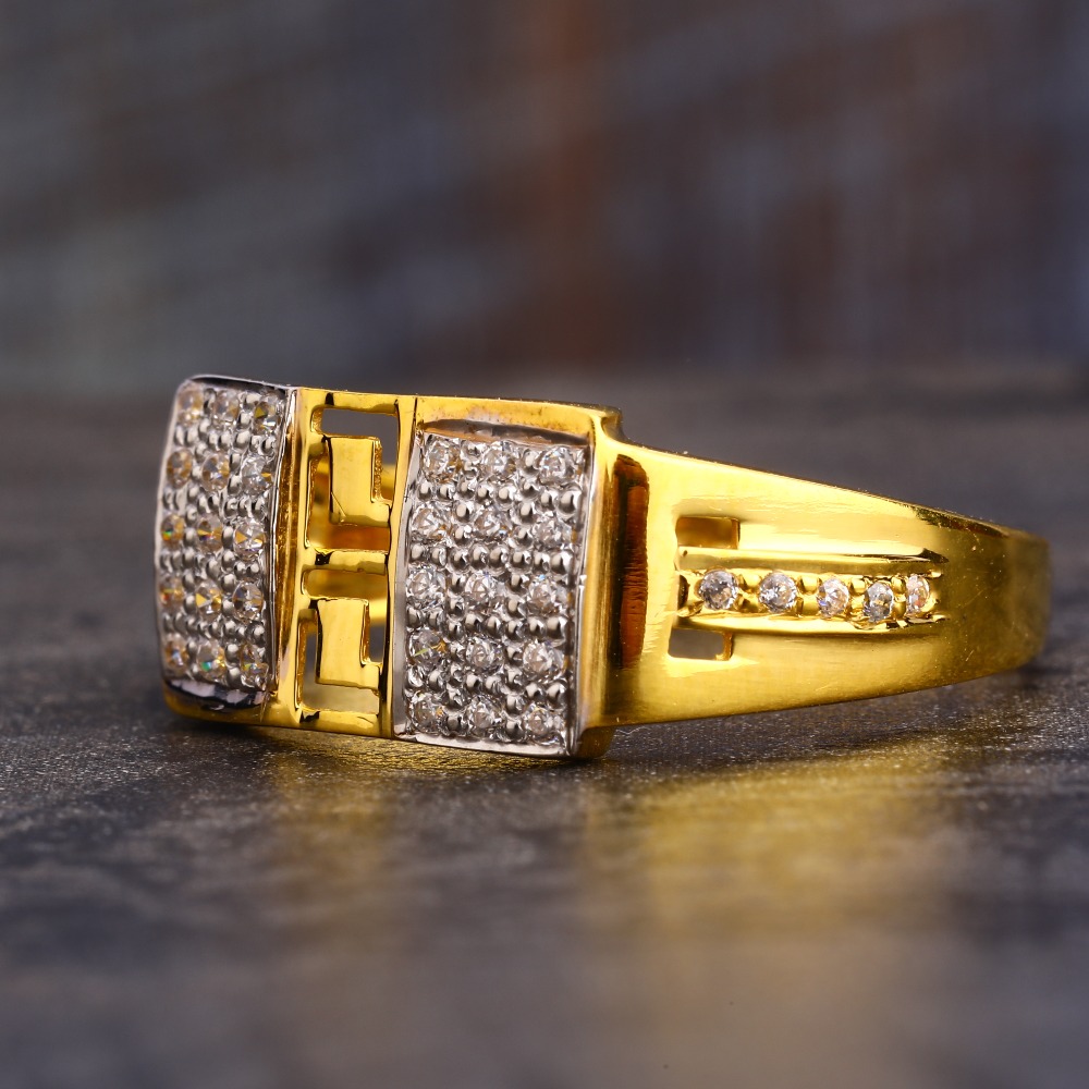 22KT Gold CZ Hallmark Designer Gentlemen's Ring MR626