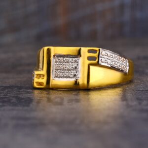 916 Gold CZ Classic Men's Ring MR601