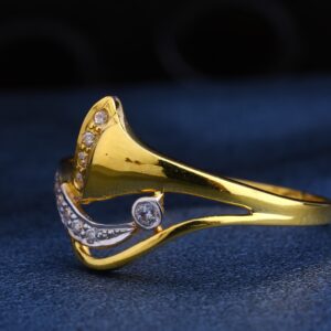 22CT Gold CZ Hallmark Fancy  Ladies Ring LR221