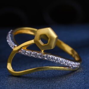 22CT Gold CZ Hallmark Exclusive Ladies Ring LR220