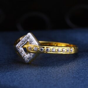 22CT Gold CZ  Stylish Ladies Ring LR215
