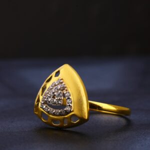 22kt Gold Fancy Diamond Hallmark Women's Ring LR436