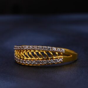 916 Gold  CZ  Classic Hallmark  Ladies Ring LR373