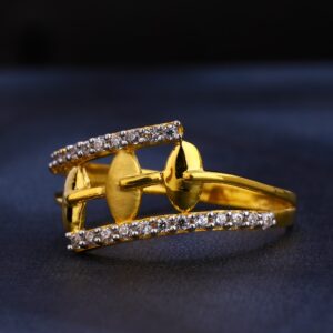 916 Gold  CZ Delicate Ladies Ring LR367