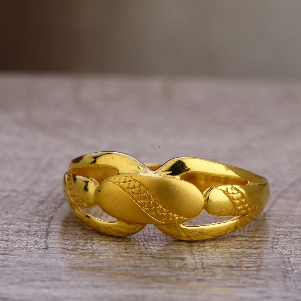 22CT Gold Hallmark Fancy  Plain Ring LPR447