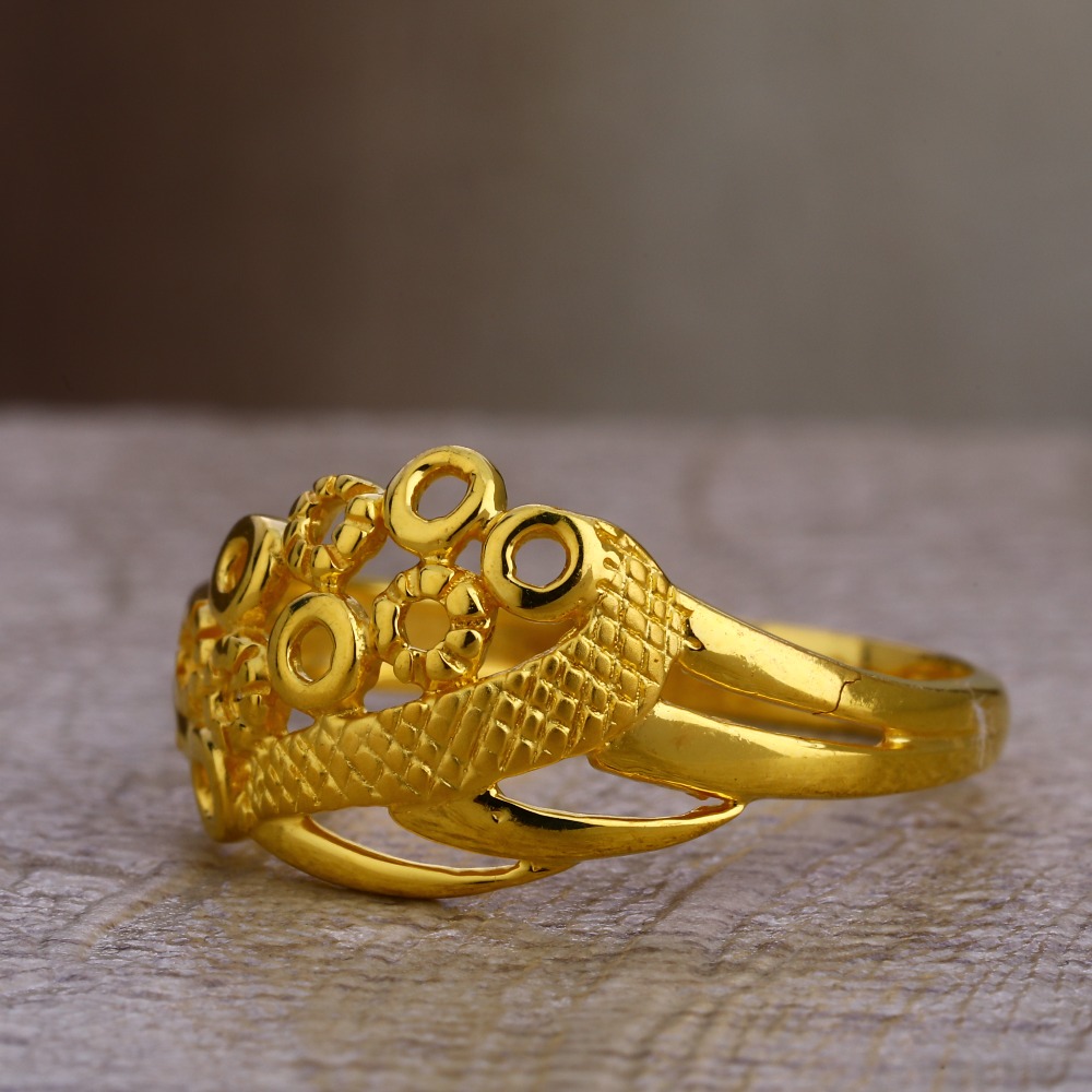 22kt gold women's Stylish plain ring lPR425