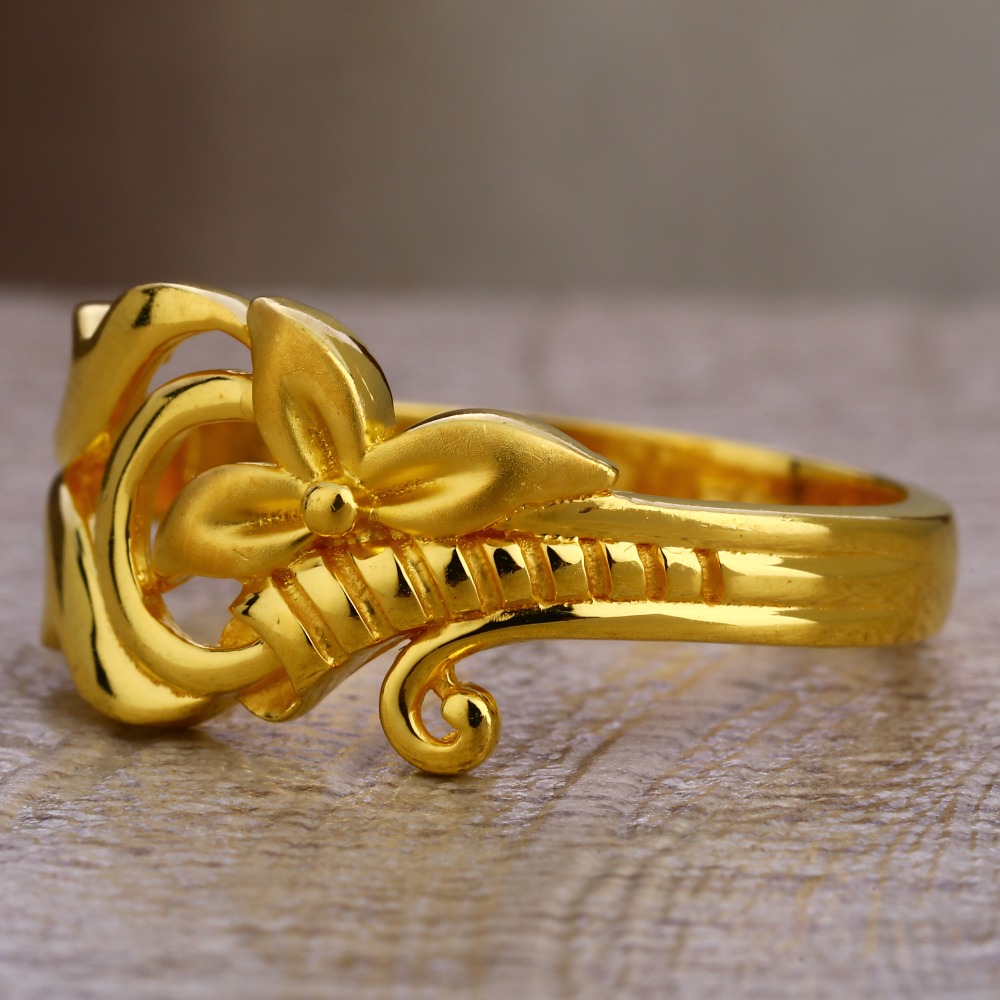 22KT Gold Women's Ring LPR419