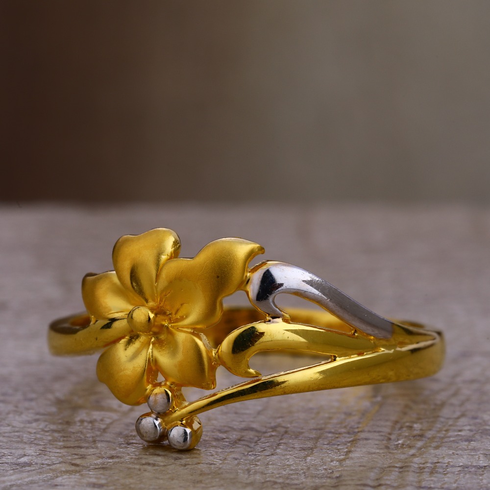22KT  Gold  Plain Designer Ladies  Ring LPR405