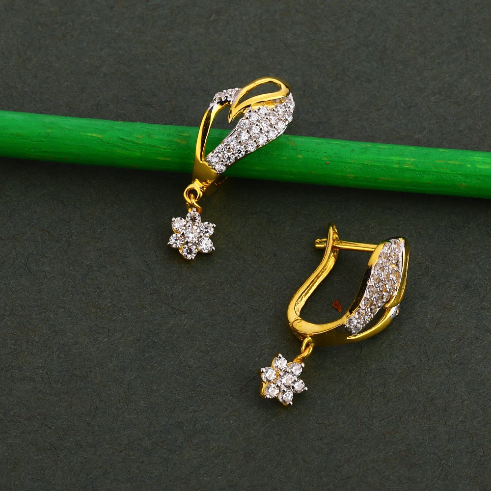 18CT Gold Women's Exclusive  CZ Designer Bali  LFB98