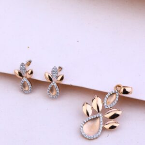 750 Rose Gold Designer Hallmark Pendant Set RPS48