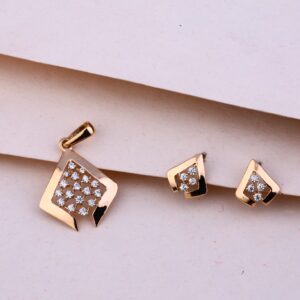 18KT Rose Gold Stylish Pendant Set RPS109