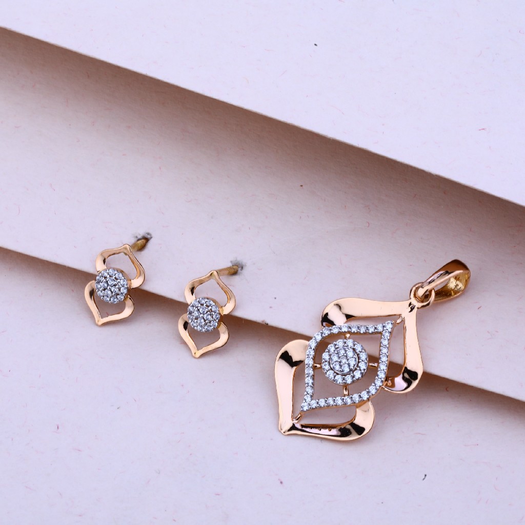 750 Rose Gold Fancy Pendant Set RPS67