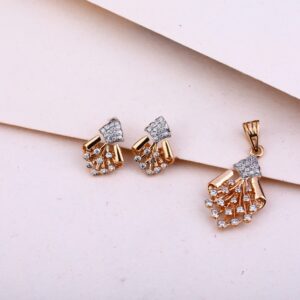 750 Rose Gold Fancy Pendant Set RPS113