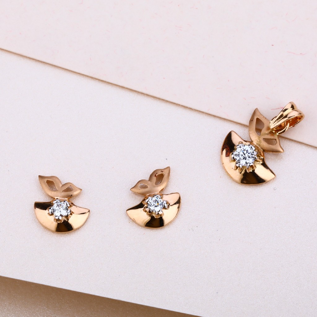 18CT Gold Classic Diamond Pendant Set RPS06 - Image 2